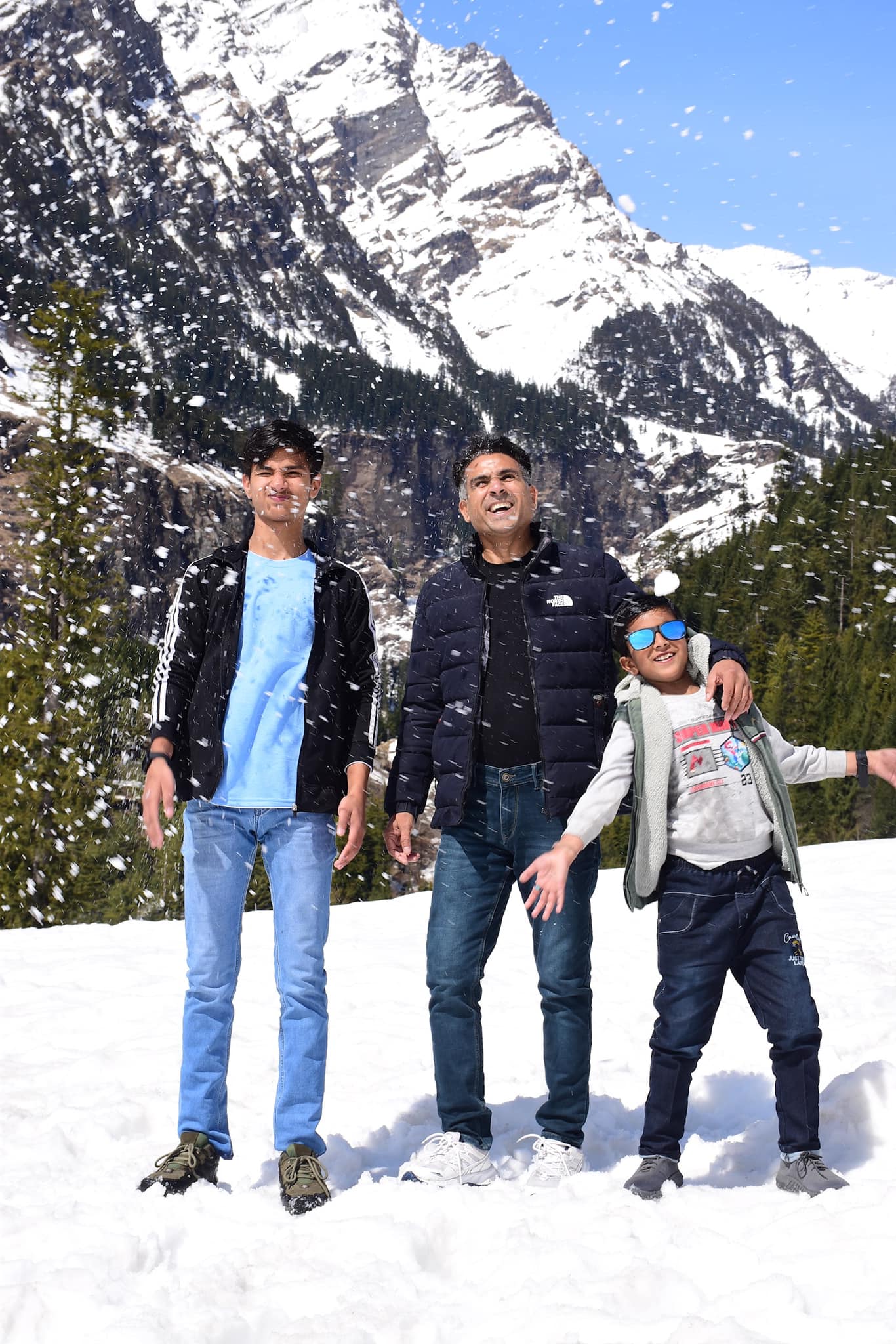 Manali Tourism Online Tour & Travel and hotel booking packages Manali Tourism Online Tour & Travel and hotel booking packages